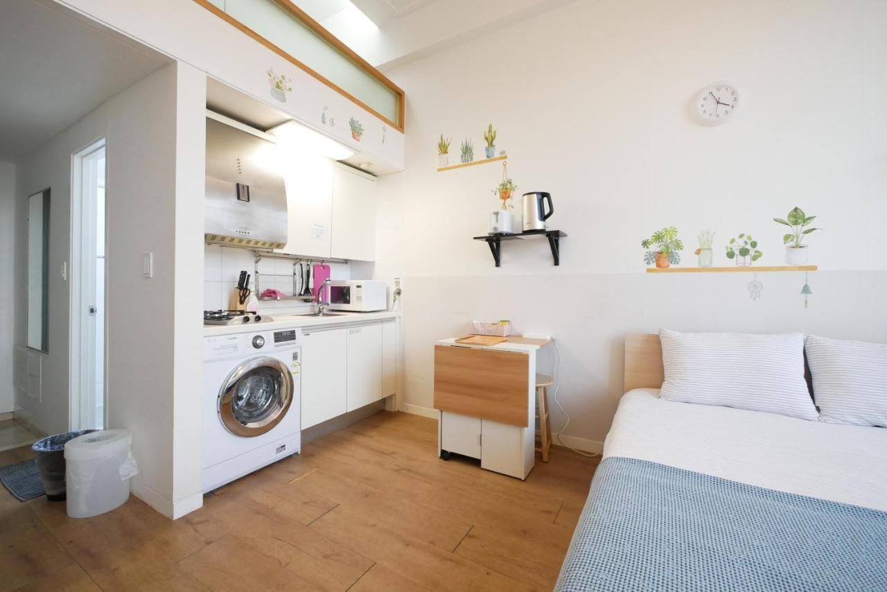 Apartment Dandelion House 6 *
