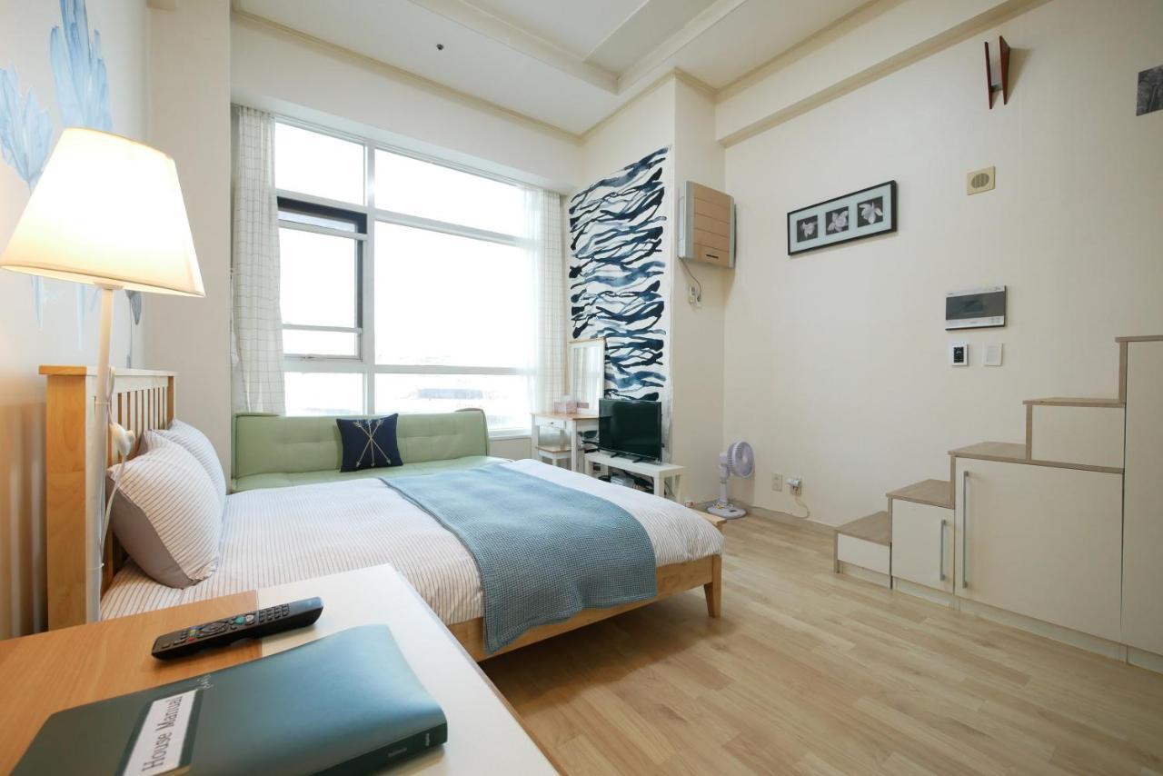 Apartment Dandelion House 6 *